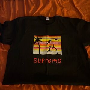 Supreme T-shirt